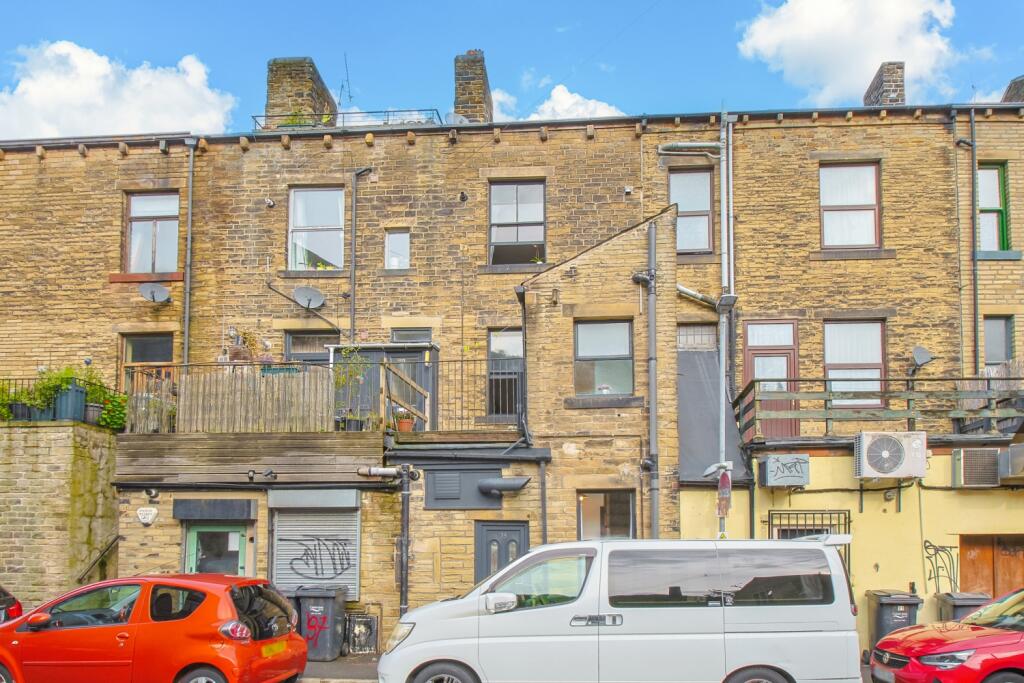 3 bed Apartment