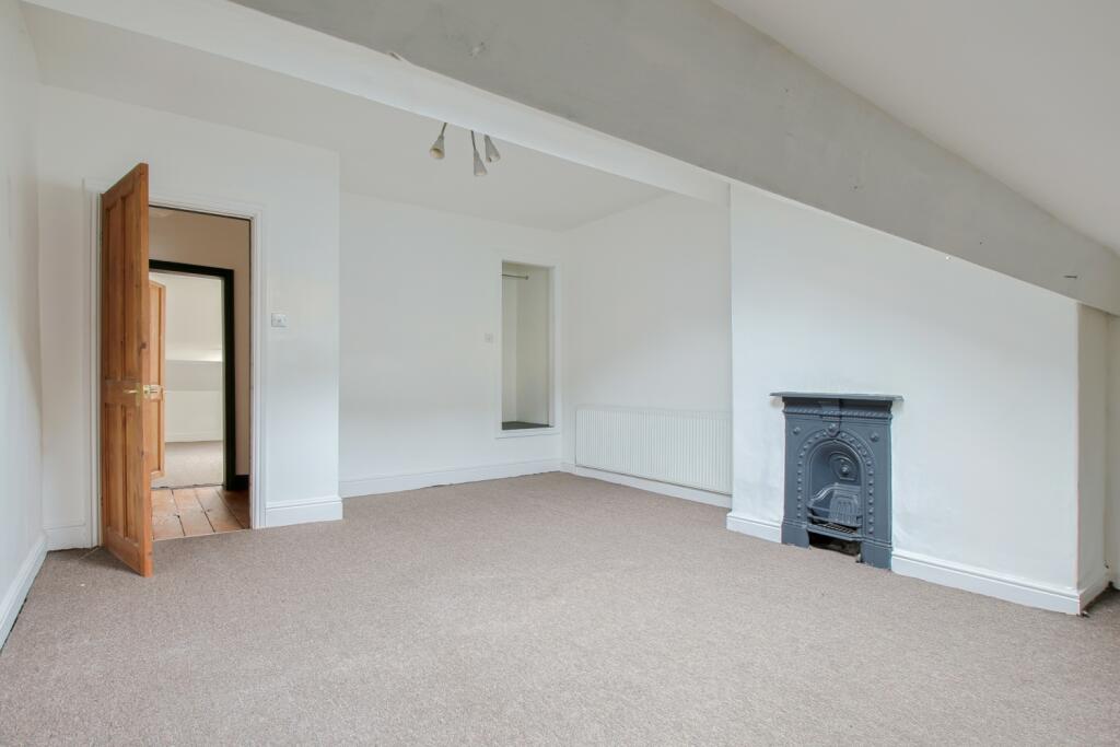 3 bed Apartment