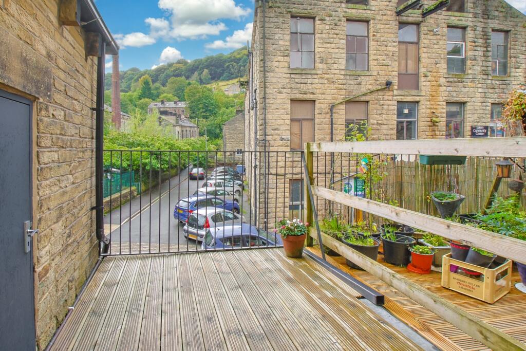 3 bed Apartment