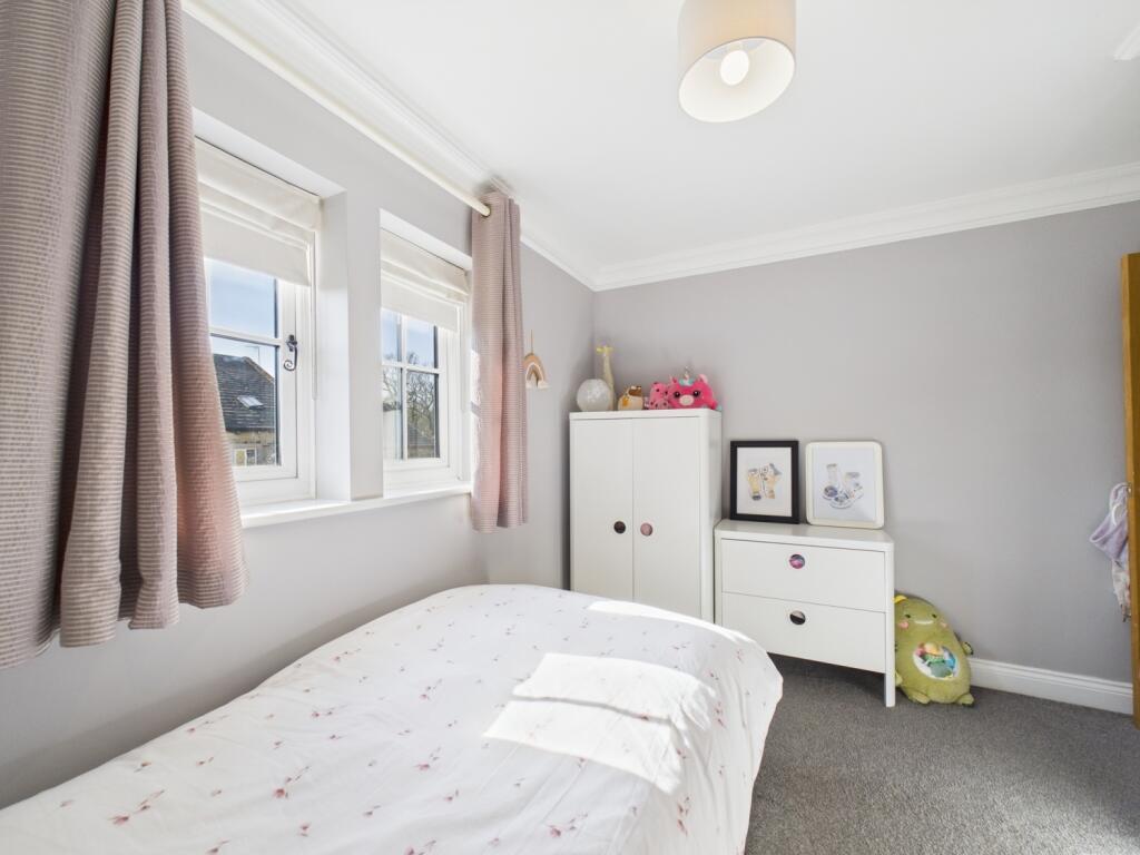 4 bed Town House