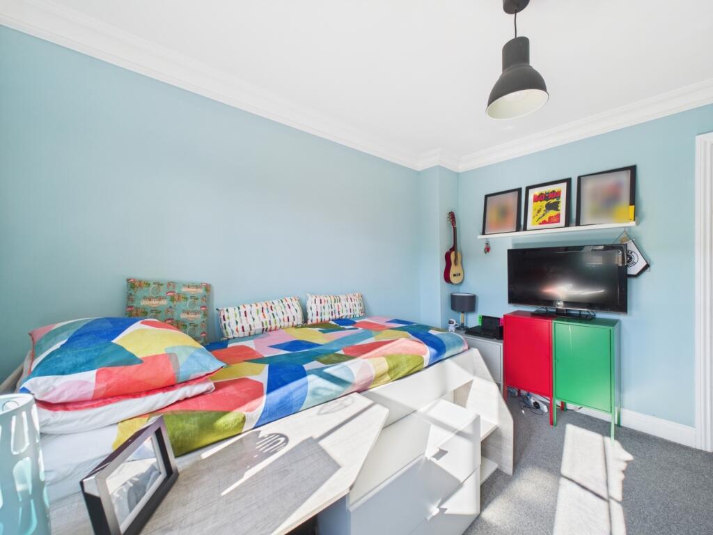 4 bed Town House