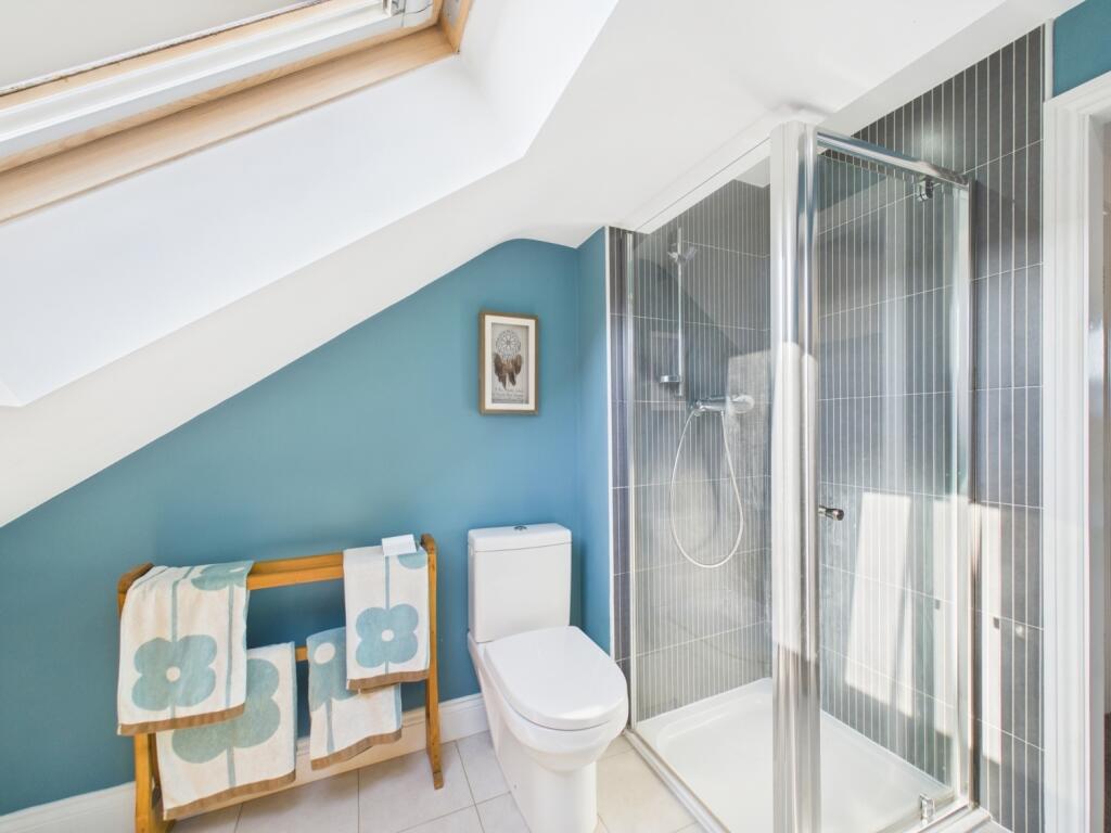 4 bed Town House