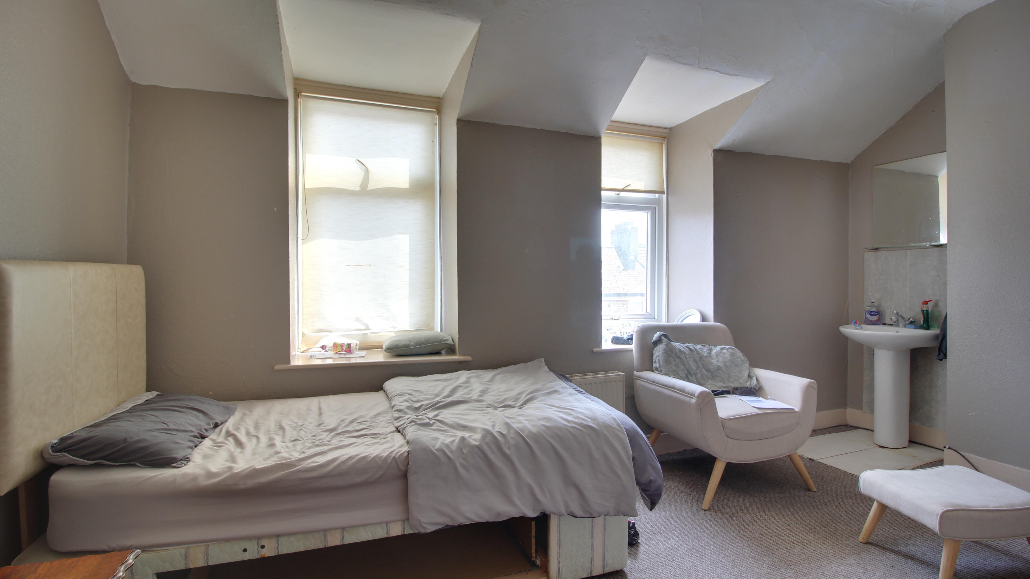 5 bed Terraced