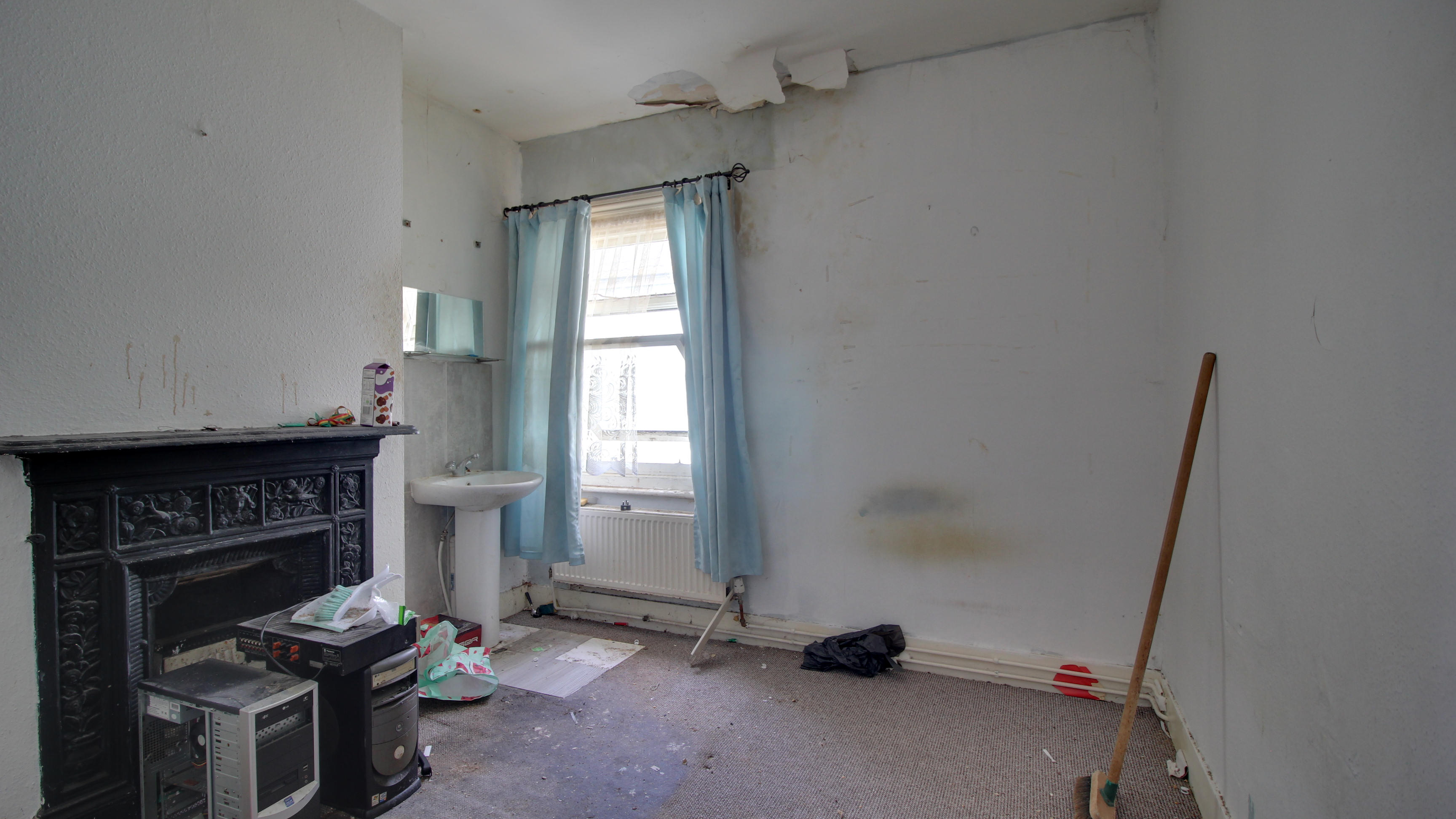 5 bed Terraced
