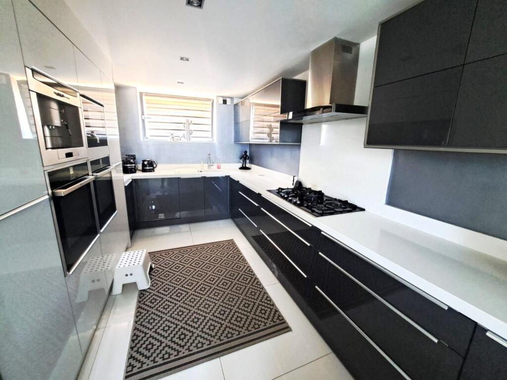 3 bed Detached