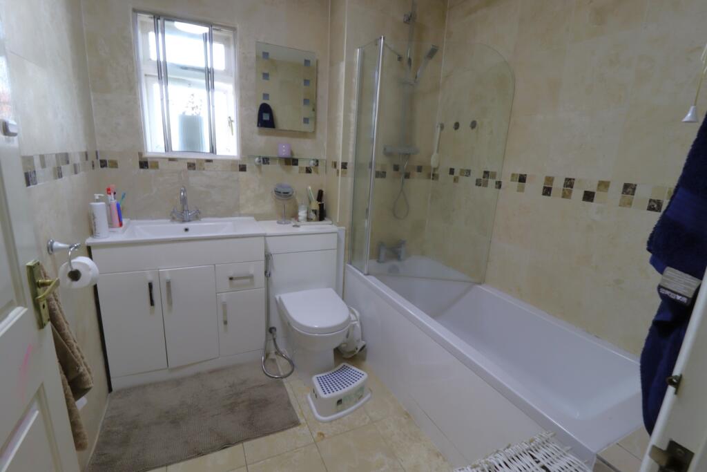 1 bed Apartment