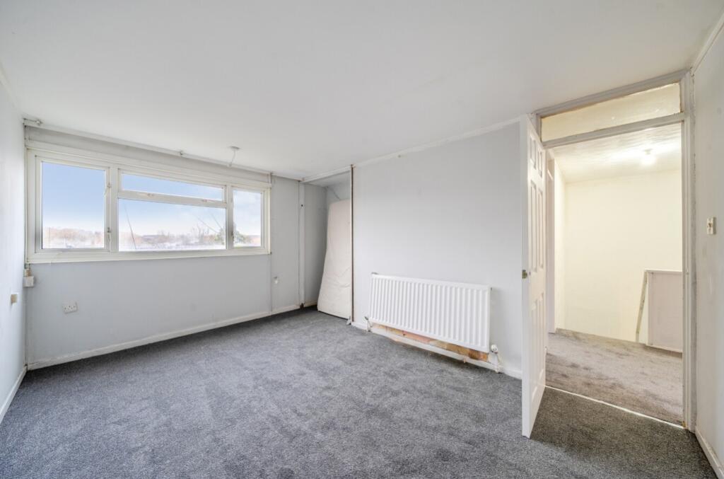 3 bed Semi-Detached