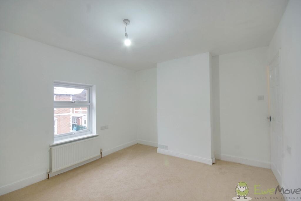 2 bed Semi-Detached