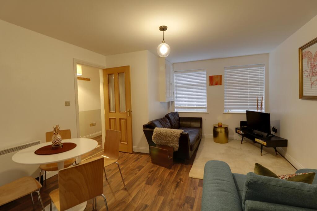 2 bed Character Property