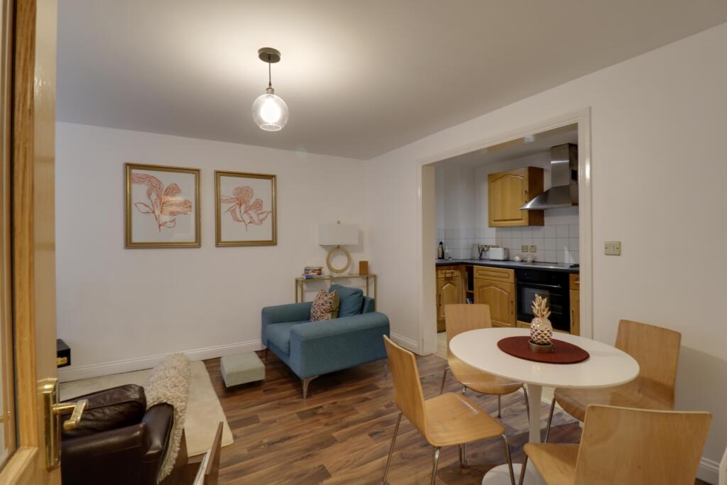 2 bed Character Property