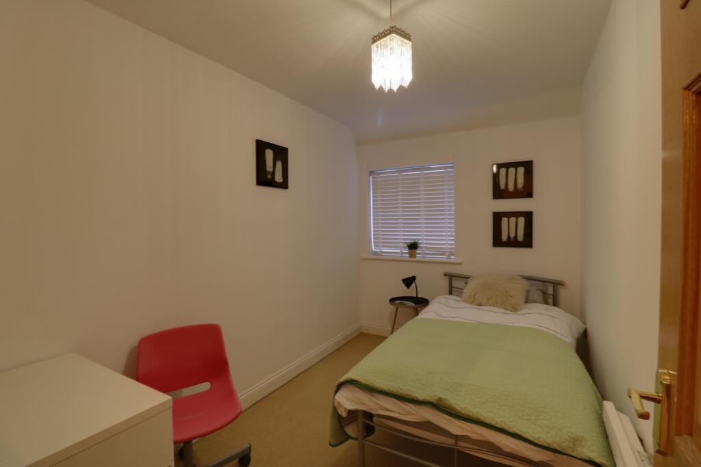 2 bed Character Property