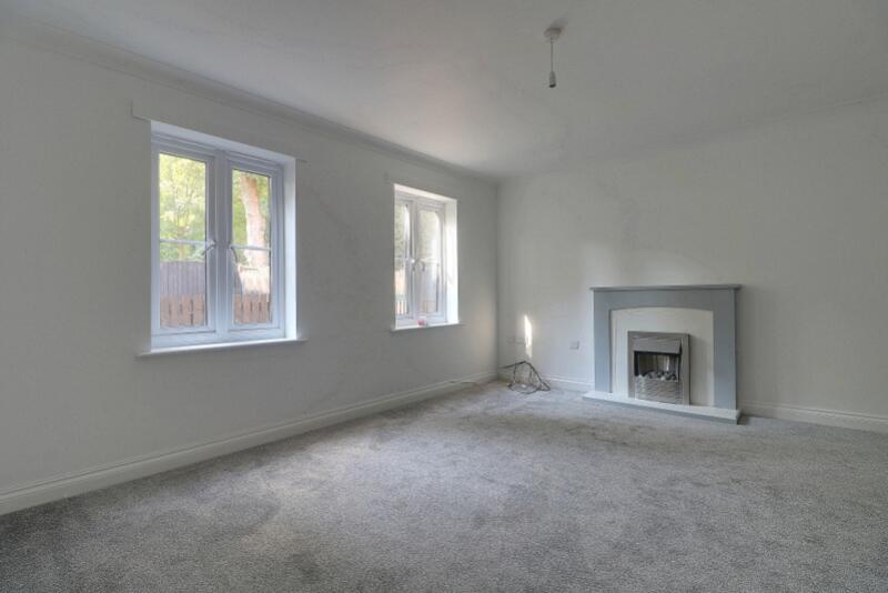 4 bed Town House