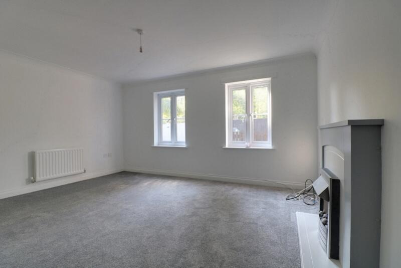 4 bed Town House