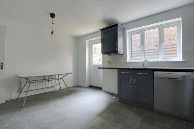 4 bed Town House