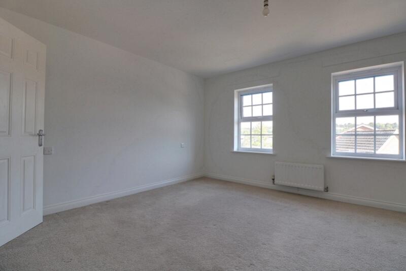 4 bed Town House