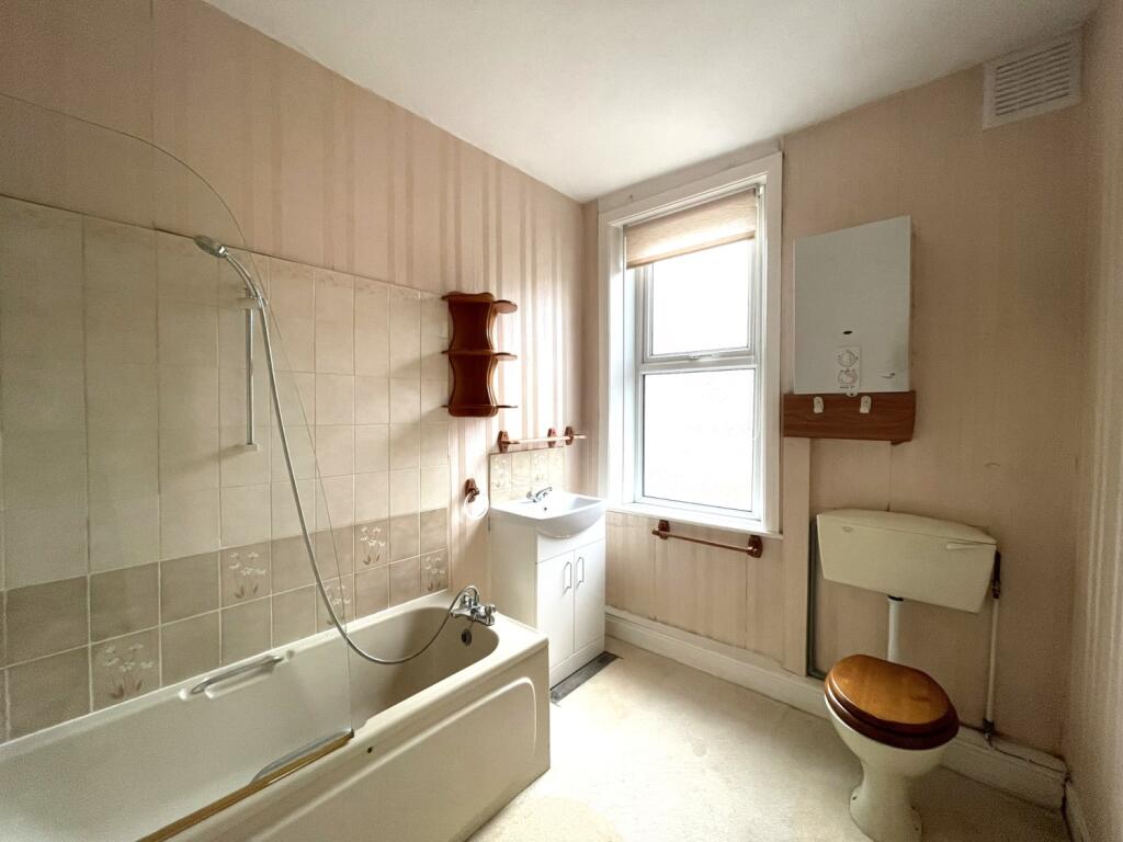 3 bed Terraced