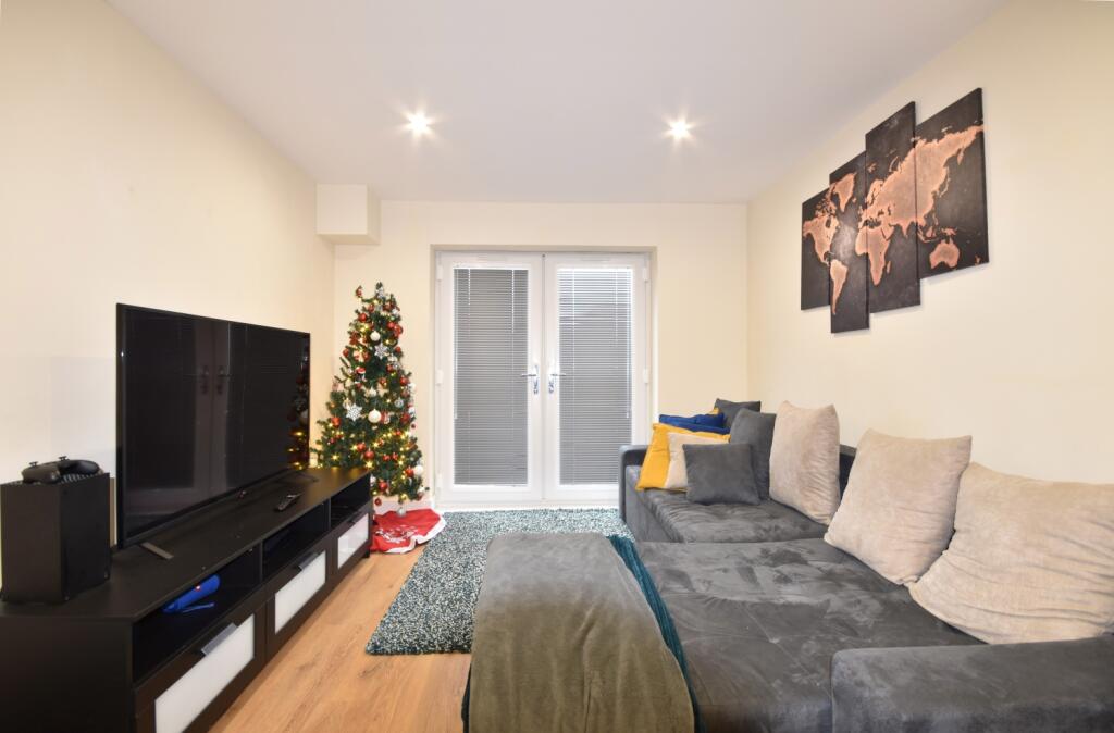 2 bed Block of Apartments