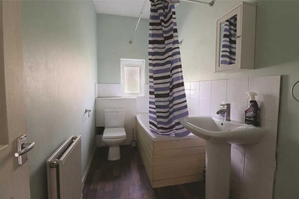 3 bed Terraced