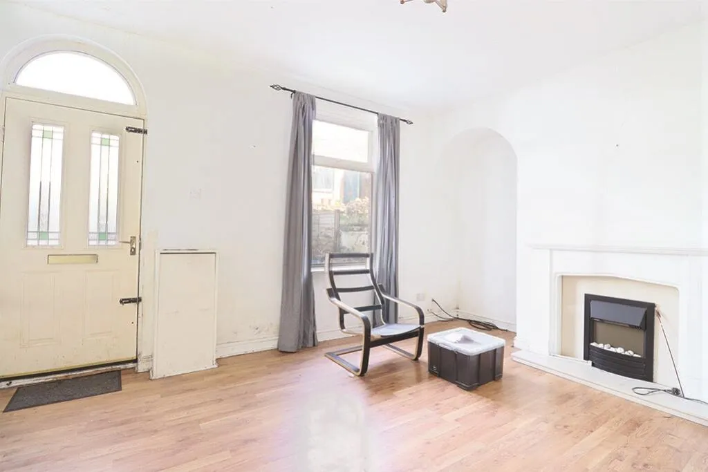 3 bed Terraced