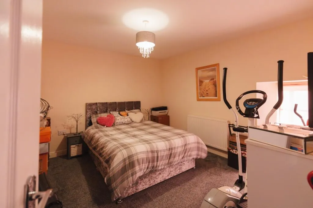 3 bed Semi-Detached