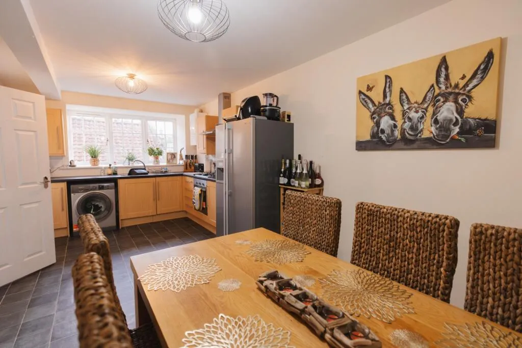 3 bed Semi-Detached