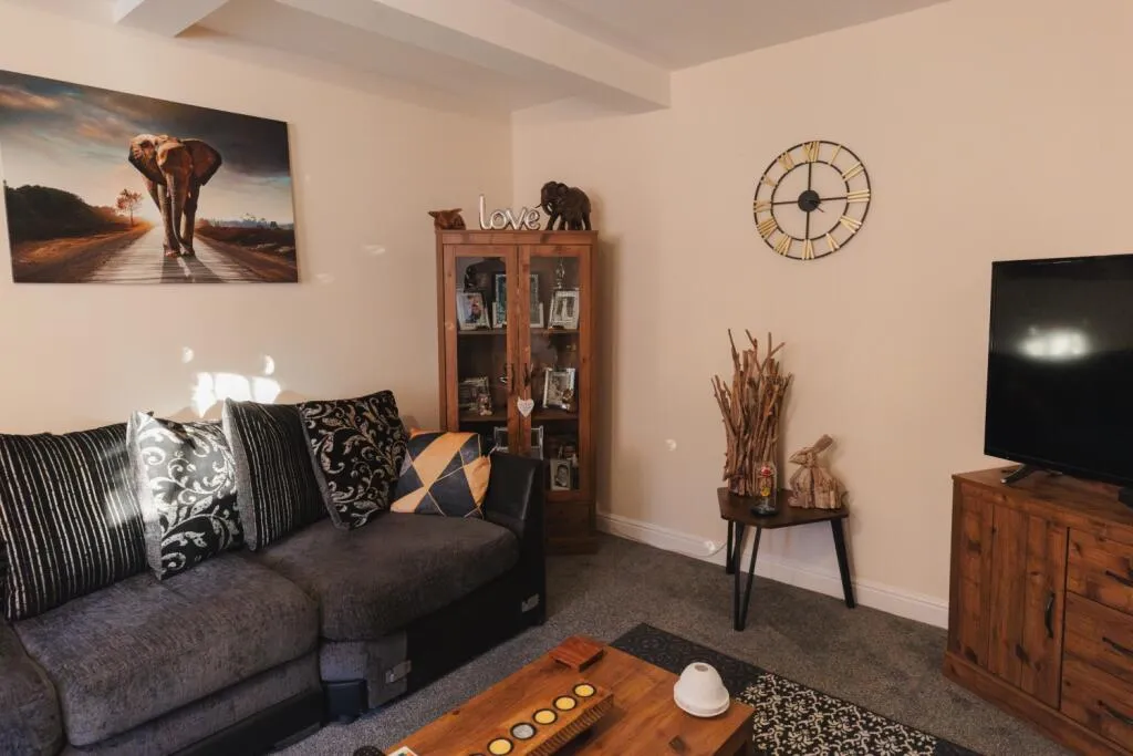3 bed Semi-Detached