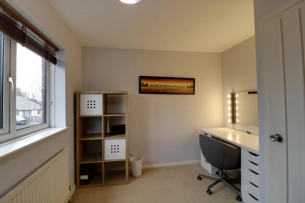 3 bed End of Terrace