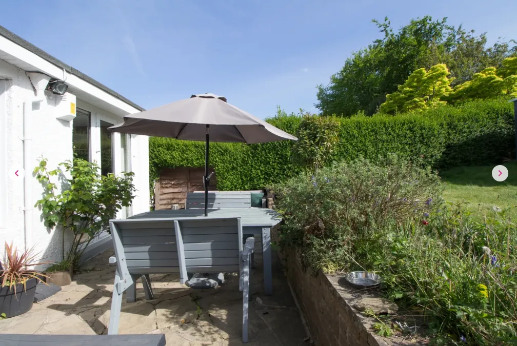 4 bed Detached Bungalow
