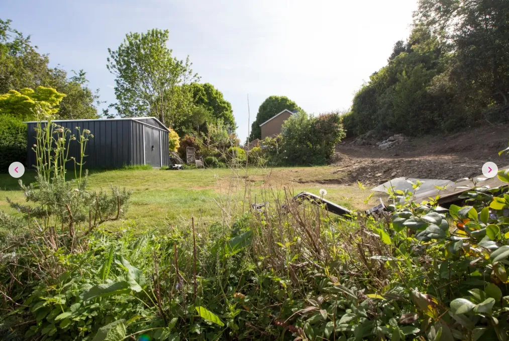 4 bed Detached Bungalow
