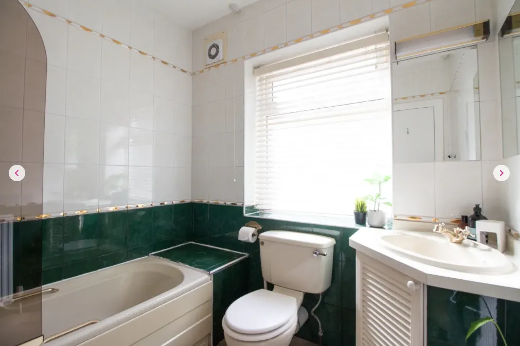 4 bed Detached Bungalow