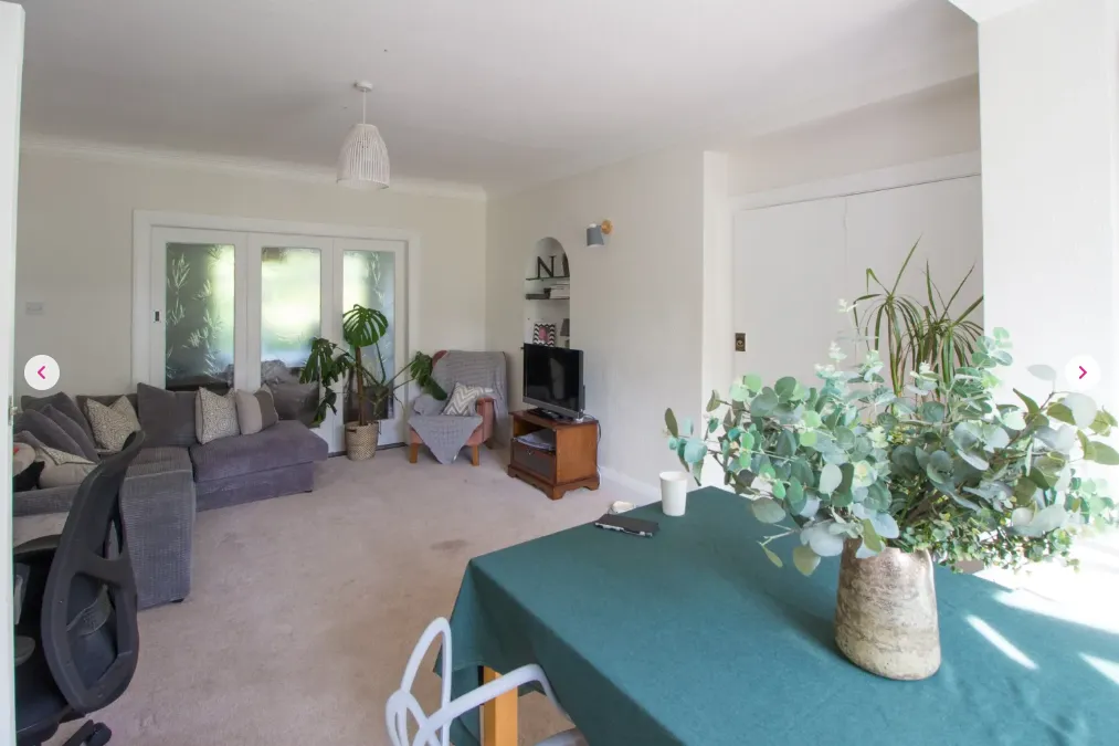 4 bed Detached Bungalow