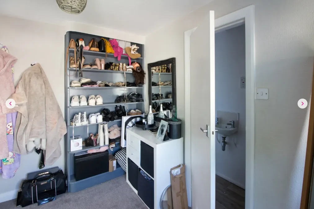 4 bed Detached Bungalow
