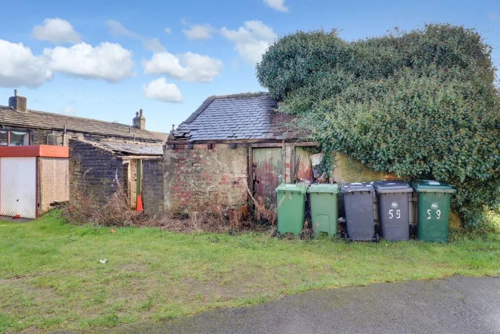 2 bed Terraced