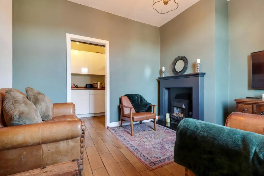 2 bed Terraced