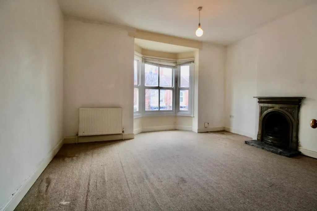 3 bed Terraced