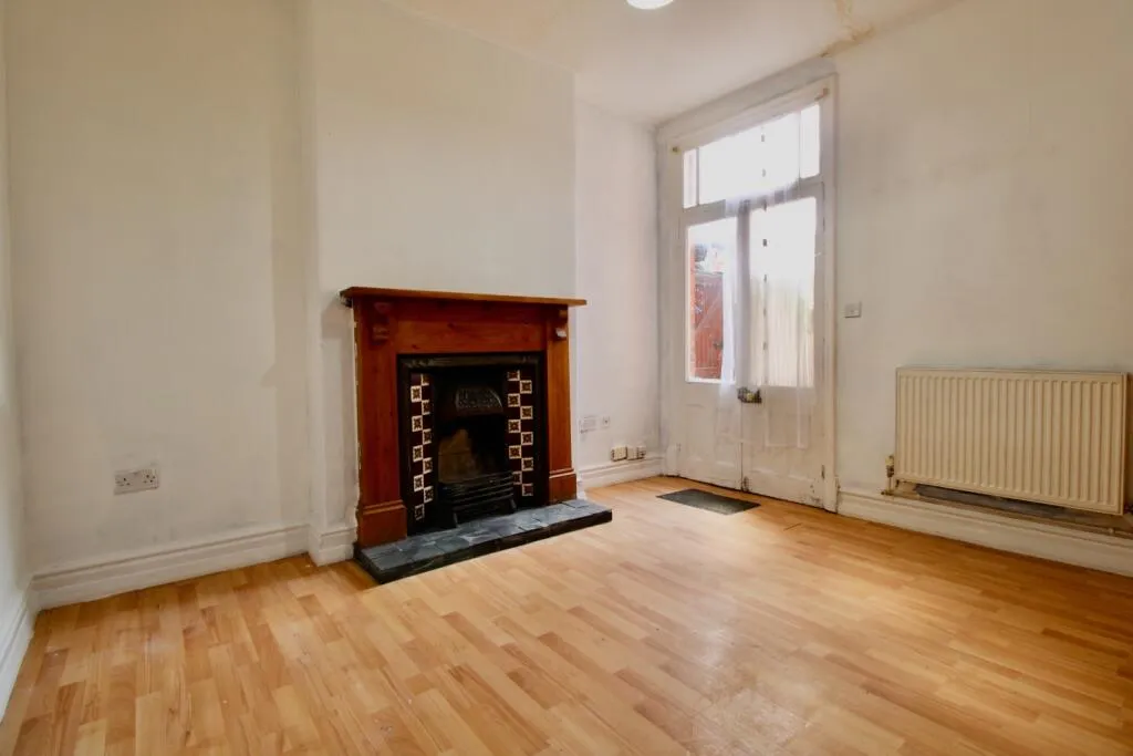 3 bed Terraced