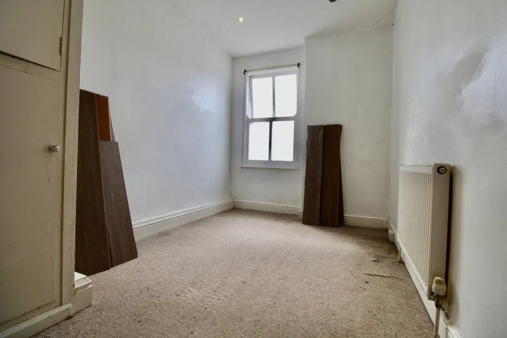 3 bed Terraced