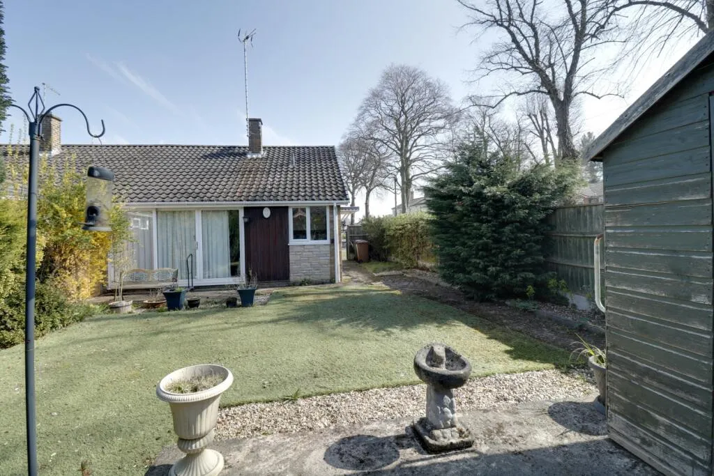 2 bed Semi-Detached Bungalow
