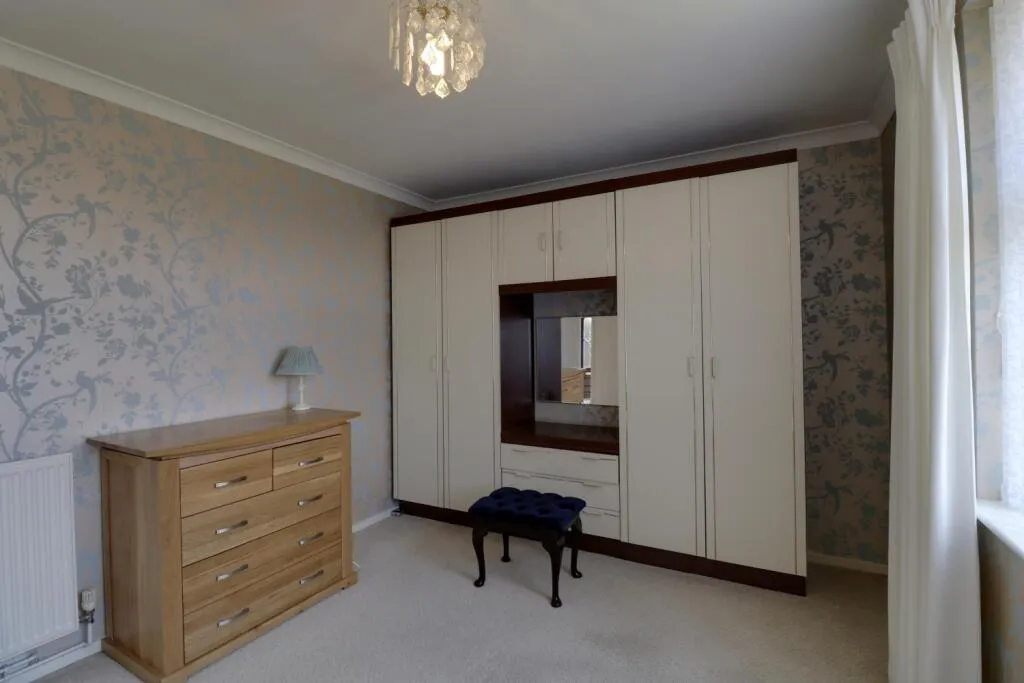 2 bed Semi-Detached Bungalow