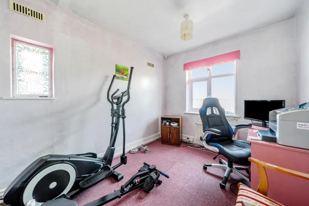 3 bed Semi-Detached