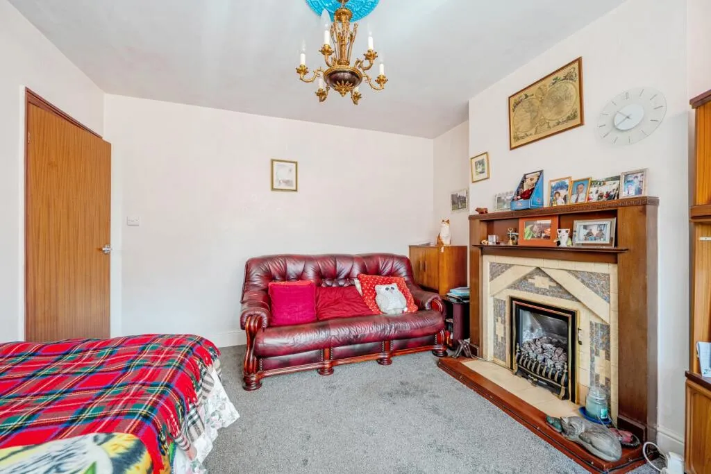 3 bed Semi-Detached