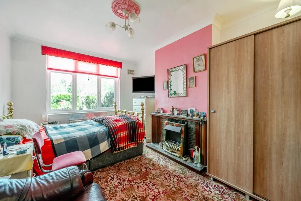 3 bed Semi-Detached