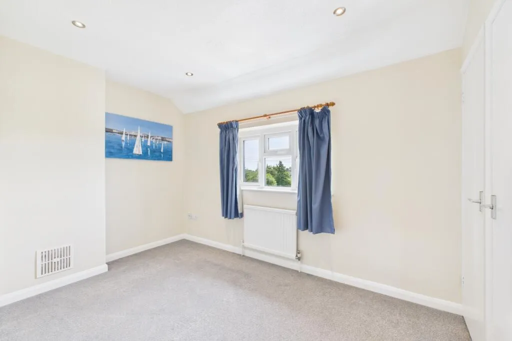 3 bed Terraced