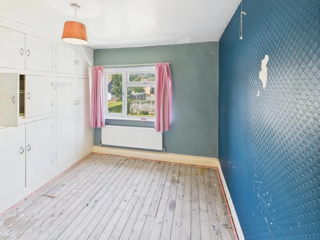 3 bed Semi-Detached