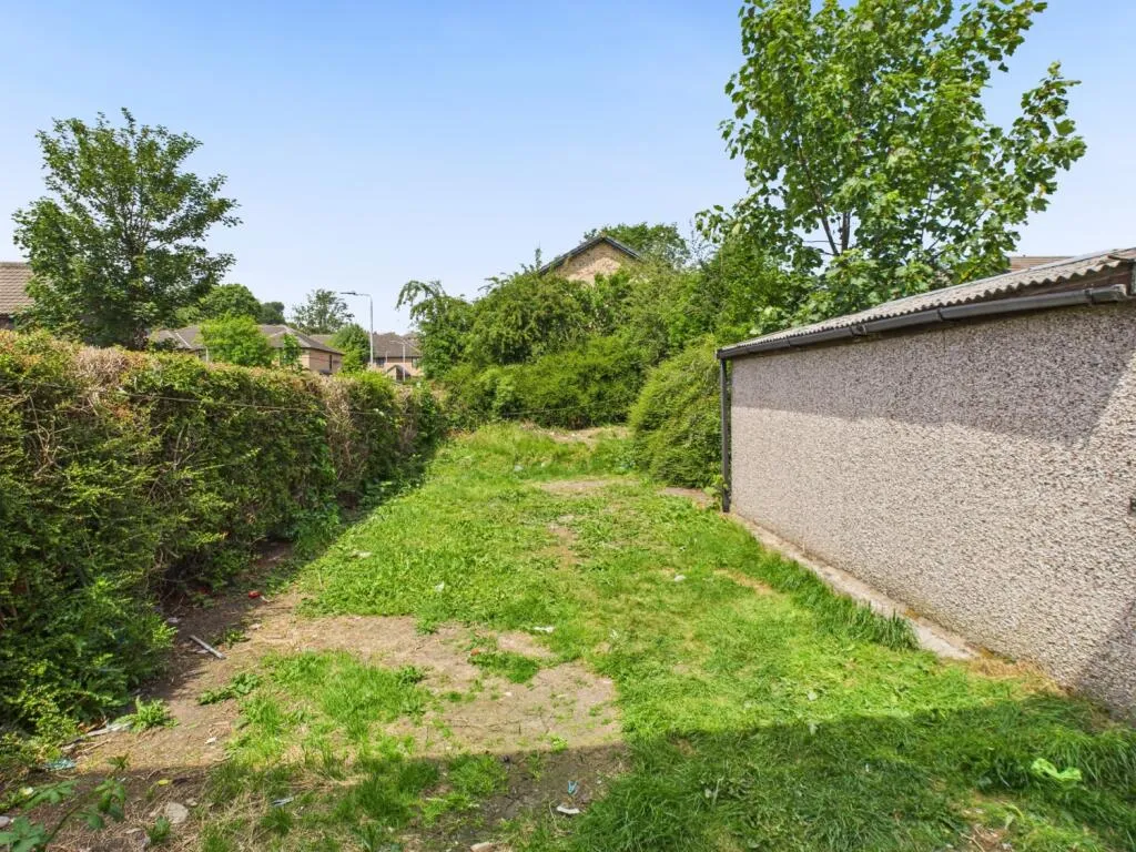 3 bed Semi-Detached