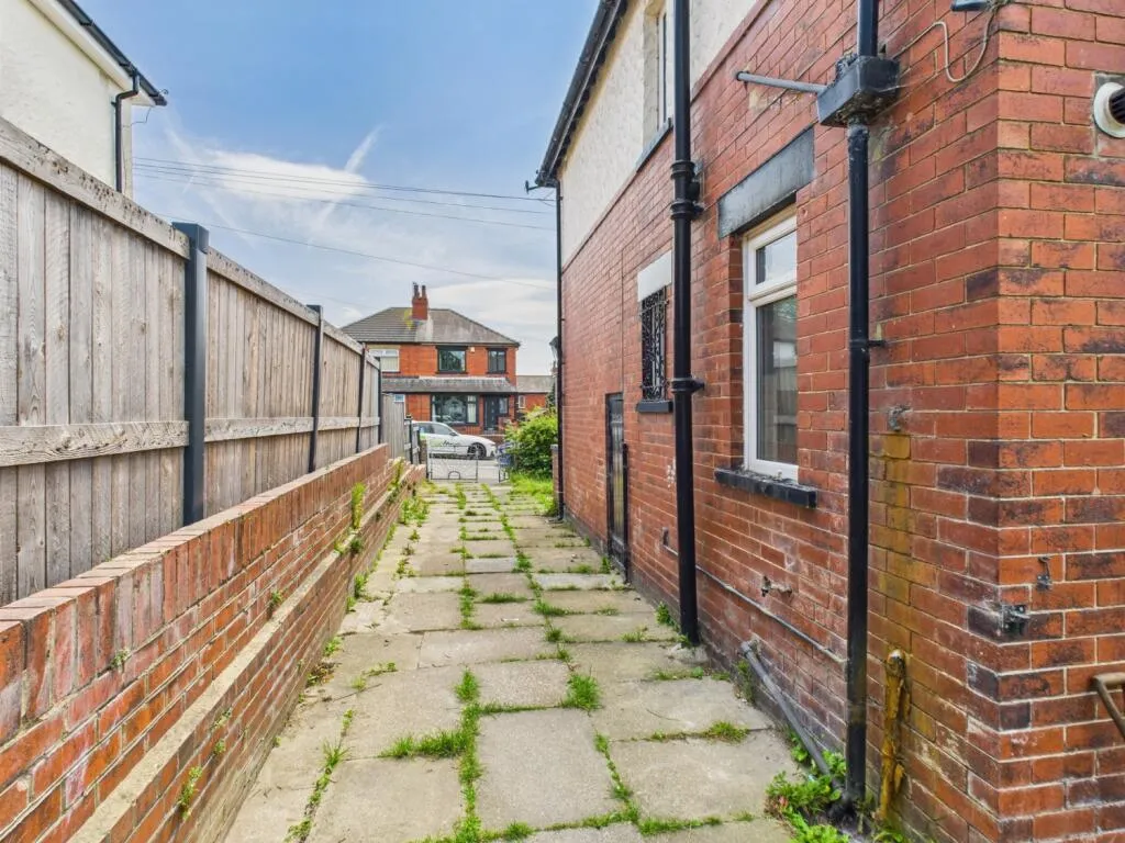 3 bed Semi-Detached