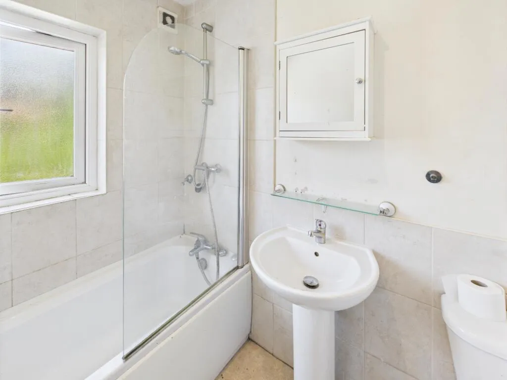 3 bed Semi-Detached