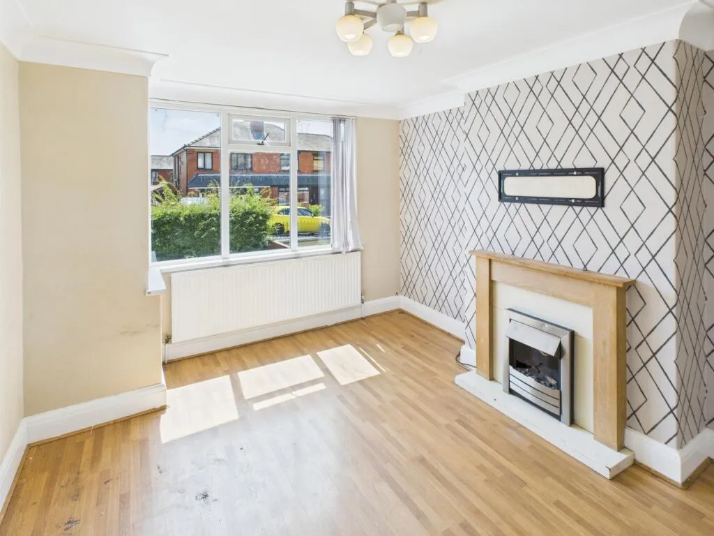 3 bed Semi-Detached