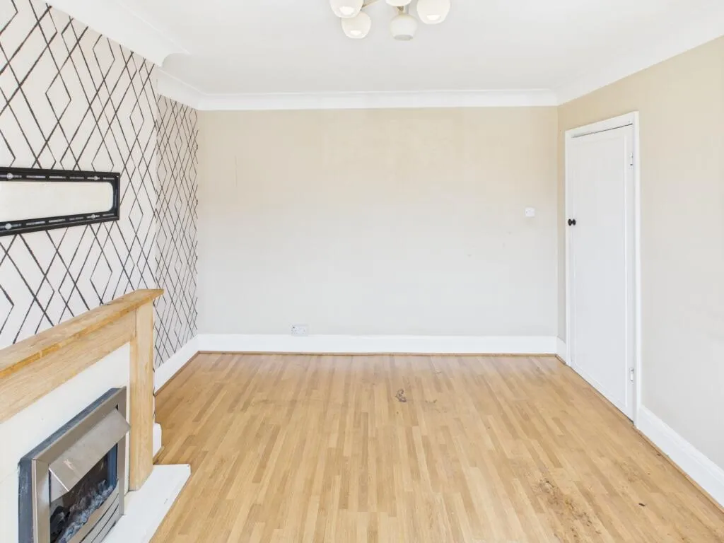 3 bed Semi-Detached