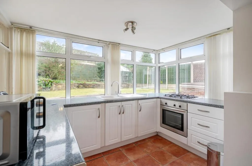 2 bed Detached Bungalow